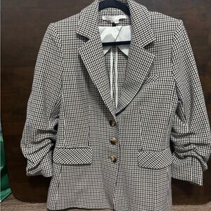 Veronica Beard Black and White Patterned Blazer